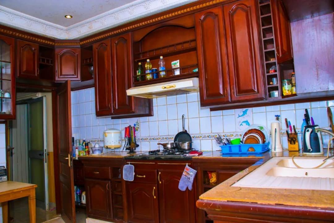 Appartement Meuble 2 Chambres Montee Jouvence Яунде Экстерьер фото